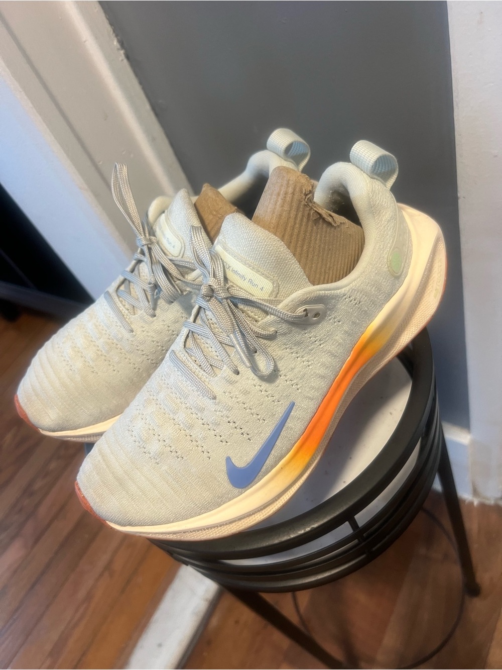 US W Size 8.5 Nike ReactX Infinity Run 4 running shoes in Sea Glass/Mandarin